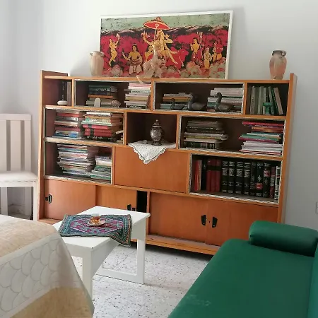 Nirvana Arthouse 2km From Lca Center Апартаменты