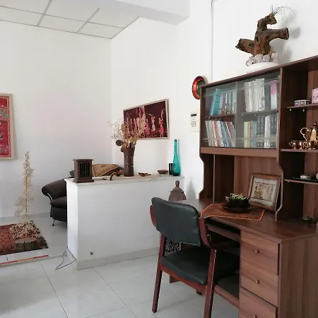 Апартаменты Nirvana Arthouse 2km From Lca Center *