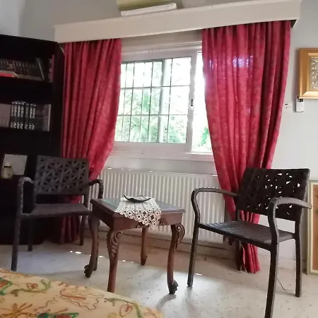 Apartment Nirvana Arthouse 2km From Lca Center Larnaca